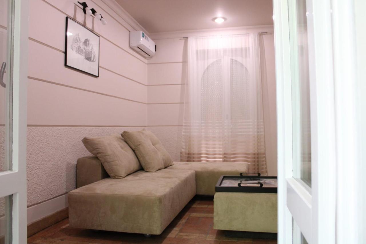 Garden Center Apartment نوفي ساد المظهر الخارجي الصورة