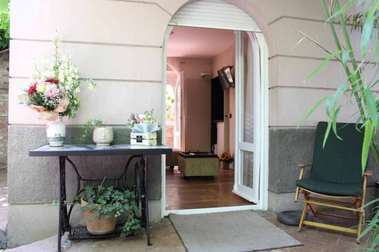 Garden Center Apartment نوفي ساد المظهر الخارجي الصورة